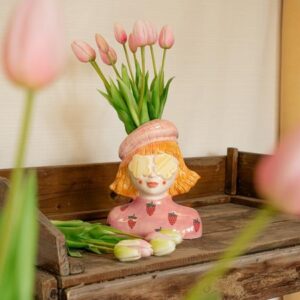 Vaas Meisje aardbei - Roze Aardewerk pot - 24 cm hoog